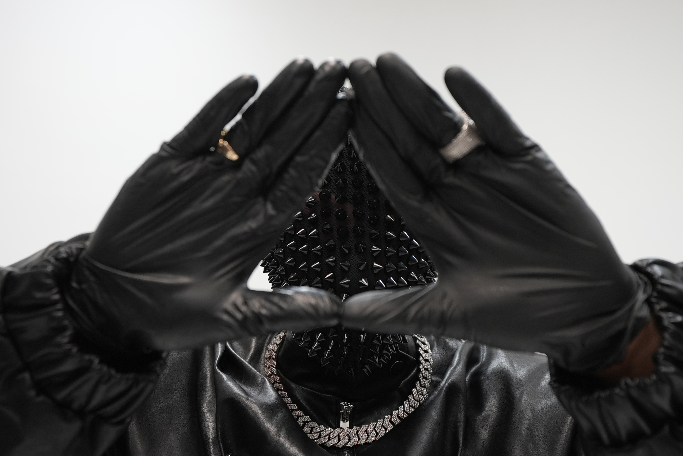 Foe Slim & NBA Doggi Krazy Heat Up Charts With “Too Hot” — Atlantic Records Deal, Viral Buzz & Sold-Out Shows